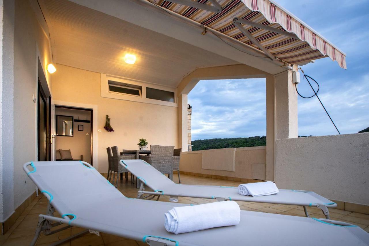 Beach Suite Nina Супетарска-Драга Экстерьер фото